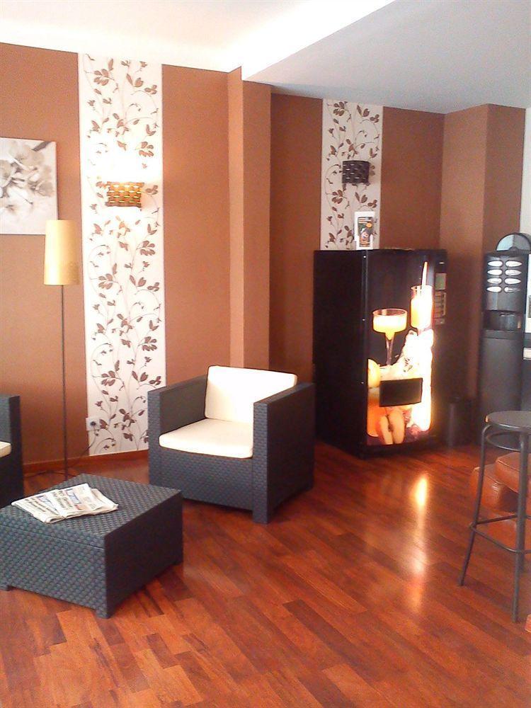 Hotel Jaures Toulon Luaran gambar